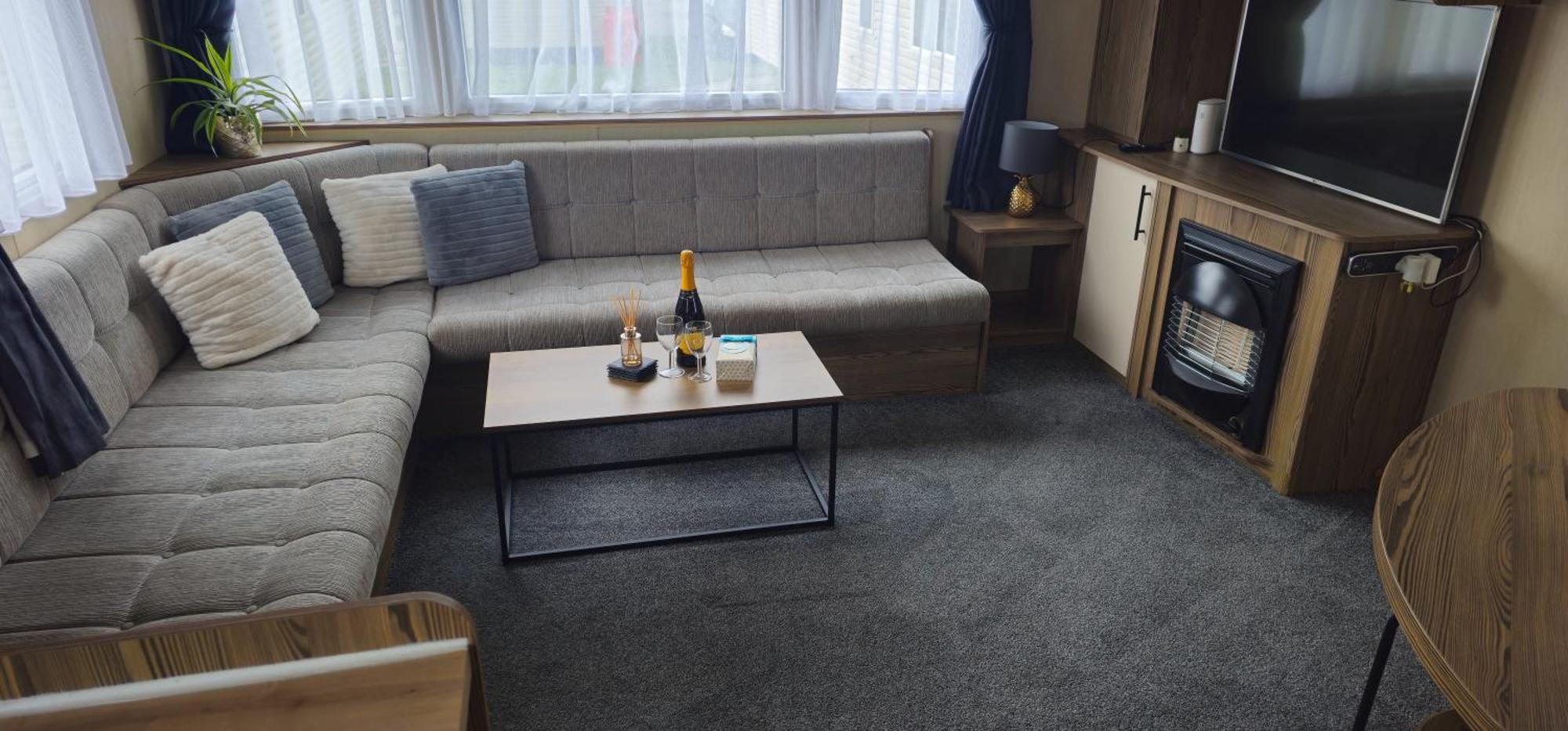 Blue Dolphin Holiday Park Gristhorpe Экстерьер фото